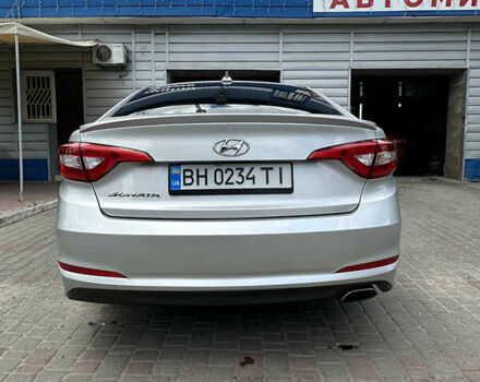 Сірий Хендай Соната, об'ємом двигуна 2.4 л та пробігом 155 тис. км за 10900 $, фото 7 на Automoto.ua