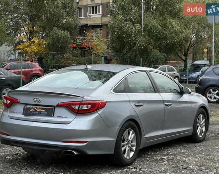 Хендай Соната 2016 в Киеве на Automoto.ua Серый Хендай Соната, объемом двигателя 2.36 л и пробегом 132 тыс. км за 9099 $, фото 5 на Automoto.ua