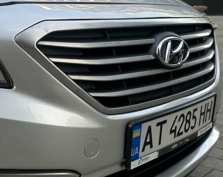 Серый Хендай Соната, объемом двигателя 2 л и пробегом 381 тыс. км за 8300 $, фото 11 на Automoto.ua