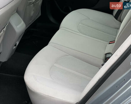 Хендай Соната 2016 в Киеве на Automoto.ua Серый Хендай Соната, объемом двигателя 2.36 л и пробегом 132 тыс. км за 9099 $, фото 9 на Automoto.ua