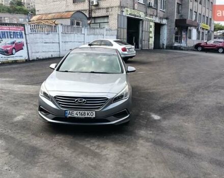 Серый Хендай Соната, объемом двигателя 2.4 л и пробегом 190 тыс. км за 10000 $, фото 6 на Automoto.ua