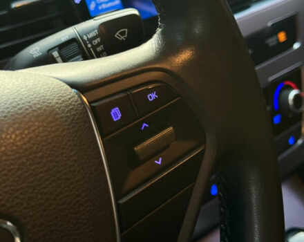 Серый Хендай Соната, объемом двигателя 2 л и пробегом 169 тыс. км за 11700 $, фото 31 на Automoto.ua