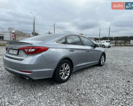 Серый Хендай Соната, объемом двигателя 2.36 л и пробегом 110 тыс. км за 8500 $, фото 3 на Automoto.ua