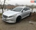 Серый Хендай Соната, объемом двигателя 2 л и пробегом 358 тыс. км за 9000 $, фото 1 на Automoto.ua