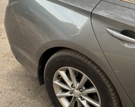 Серый Хендай Соната, объемом двигателя 2.4 л и пробегом 82 тыс. км за 17000 $, фото 10 на Automoto.ua