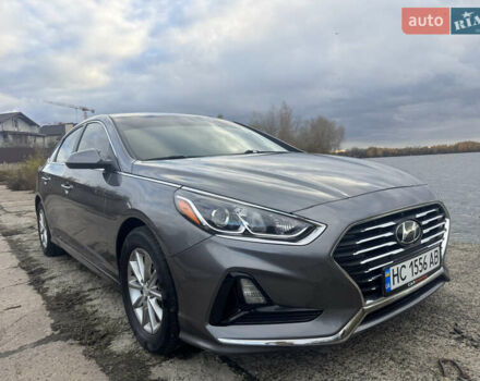 Серый Хендай Соната, объемом двигателя 2.36 л и пробегом 122 тыс. км за 11300 $, фото 13 на Automoto.ua