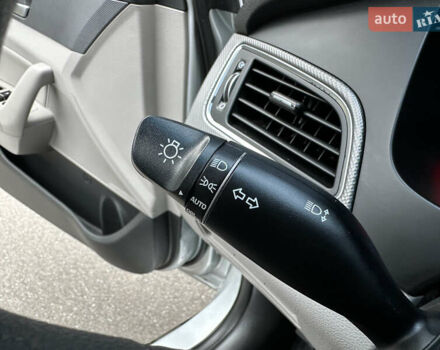 Сірий Хендай Соната, об'ємом двигуна 2 л та пробігом 140 тис. км за 14300 $, фото 36 на Automoto.ua