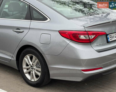 Сірий Хендай Соната, об'ємом двигуна 2.4 л та пробігом 167 тис. км за 8900 $, фото 11 на Automoto.ua