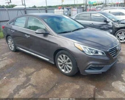 Сірий Хендай Соната, об'ємом двигуна 2.4 л та пробігом 104 тис. км за 2500 $, фото 6 на Automoto.ua