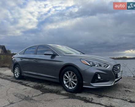 Серый Хендай Соната, объемом двигателя 2.36 л и пробегом 122 тыс. км за 11300 $, фото 11 на Automoto.ua