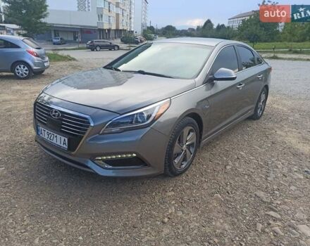 Сірий Хендай Соната, об'ємом двигуна 2 л та пробігом 116 тис. км за 14300 $, фото 9 на Automoto.ua