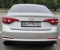 Серый Хендай Соната, объемом двигателя 2 л и пробегом 349 тыс. км за 12300 $, фото 3 на Automoto.ua