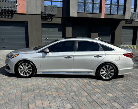 Серый Хендай Соната, объемом двигателя 2.36 л и пробегом 280 тыс. км за 10500 $, фото 2 на Automoto.ua