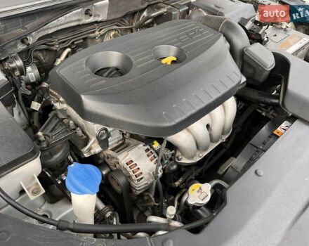 Серый Хендай Соната, объемом двигателя 2 л и пробегом 165 тыс. км за 12900 $, фото 51 на Automoto.ua