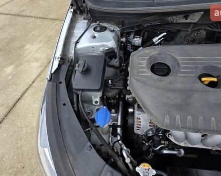 Сірий Хендай Соната, об'ємом двигуна 2 л та пробігом 384 тис. км за 10990 $, фото 10 на Automoto.ua