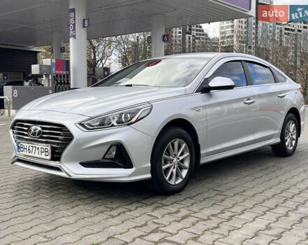 Серый Хендай Соната, объемом двигателя 2 л и пробегом 165 тыс. км за 12900 $, фото 13 на Automoto.ua