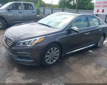 Сірий Хендай Соната, об'ємом двигуна 2.4 л та пробігом 104 тис. км за 2500 $, фото 5 на Automoto.ua