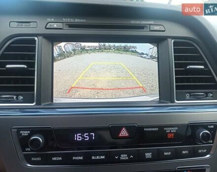 Сірий Хендай Соната, об'ємом двигуна 2 л та пробігом 116 тис. км за 14300 $, фото 14 на Automoto.ua