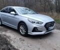 Серый Хендай Соната, объемом двигателя 0 л и пробегом 173 тыс. км за 309 $, фото 1 на Automoto.ua