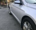 Сірий Хендай Соната, об'ємом двигуна 2.4 л та пробігом 124 тис. км за 12499 $, фото 10 на Automoto.ua