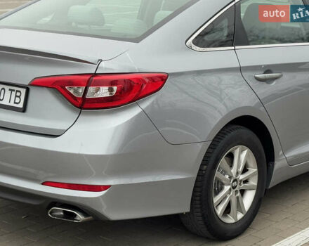 Сірий Хендай Соната, об'ємом двигуна 2.4 л та пробігом 167 тис. км за 8900 $, фото 27 на Automoto.ua