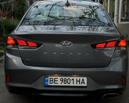 Серый Хендай Соната, объемом двигателя 2.4 л и пробегом 82 тыс. км за 17000 $, фото 44 на Automoto.ua