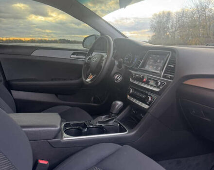 Серый Хендай Соната, объемом двигателя 2.36 л и пробегом 122 тыс. км за 11300 $, фото 24 на Automoto.ua