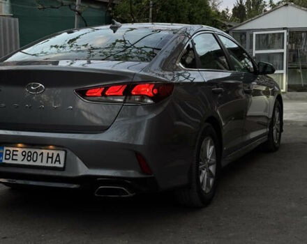 Серый Хендай Соната, объемом двигателя 2.4 л и пробегом 82 тыс. км за 17000 $, фото 43 на Automoto.ua