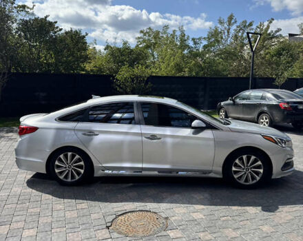 Серый Хендай Соната, объемом двигателя 2.36 л и пробегом 280 тыс. км за 10500 $, фото 3 на Automoto.ua