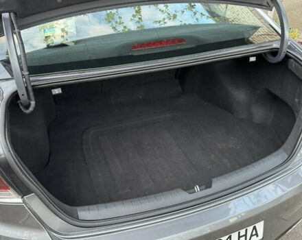 Серый Хендай Соната, объемом двигателя 2.4 л и пробегом 82 тыс. км за 17000 $, фото 35 на Automoto.ua