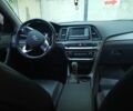 Сірий Хендай Соната, об'ємом двигуна 2 л та пробігом 201 тис. км за 14000 $, фото 6 на Automoto.ua