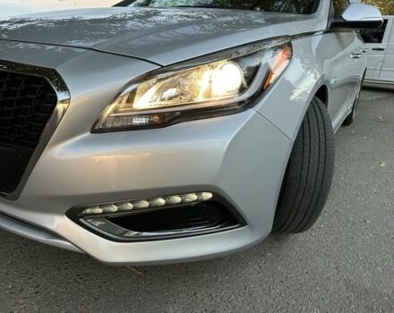 Сірий Хендай Соната, об'ємом двигуна 2 л та пробігом 145 тис. км за 15000 $, фото 7 на Automoto.ua