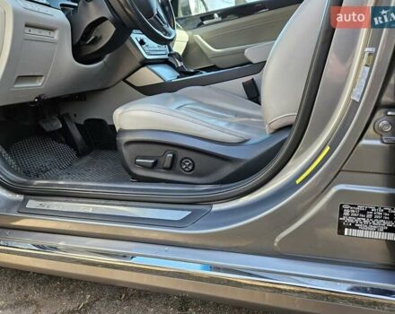 Сірий Хендай Соната, об'ємом двигуна 2 л та пробігом 138 тис. км за 14590 $, фото 19 на Automoto.ua