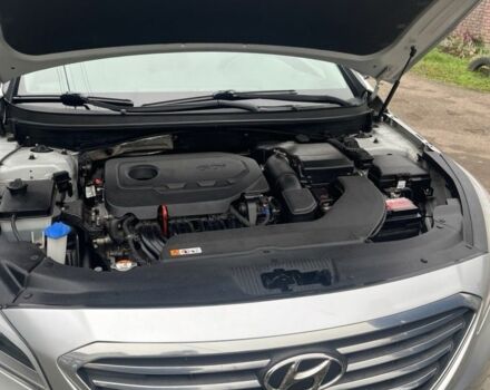 Сірий Хендай Соната, об'ємом двигуна 2.4 л та пробігом 124 тис. км за 12499 $, фото 3 на Automoto.ua