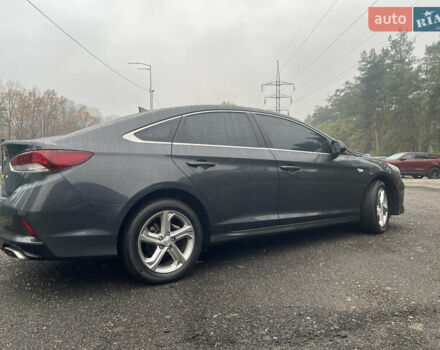 Серый Хендай Соната, объемом двигателя 2 л и пробегом 192 тыс. км за 12900 $, фото 15 на Automoto.ua