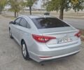 Серый Хендай Соната, объемом двигателя 2 л и пробегом 227 тыс. км за 11500 $, фото 2 на Automoto.ua