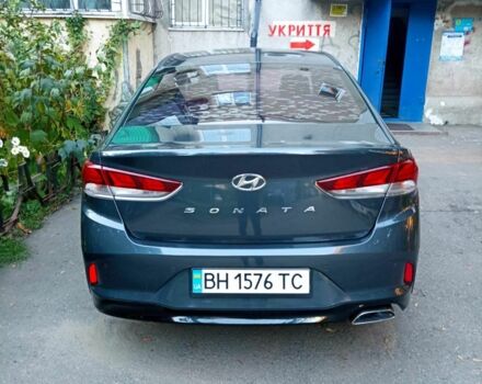Сірий Хендай Соната, об'ємом двигуна 2 л та пробігом 201 тис. км за 14000 $, фото 2 на Automoto.ua