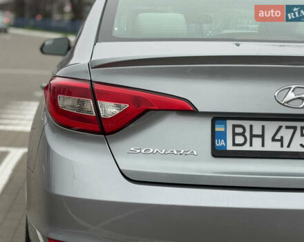 Сірий Хендай Соната, об'ємом двигуна 2.4 л та пробігом 167 тис. км за 8900 $, фото 29 на Automoto.ua