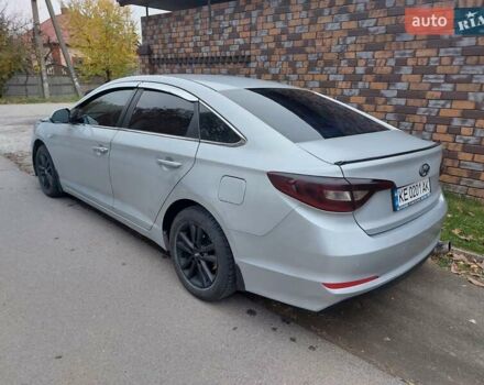 Серый Хендай Соната, объемом двигателя 2 л и пробегом 374 тыс. км за 9300 $, фото 2 на Automoto.ua