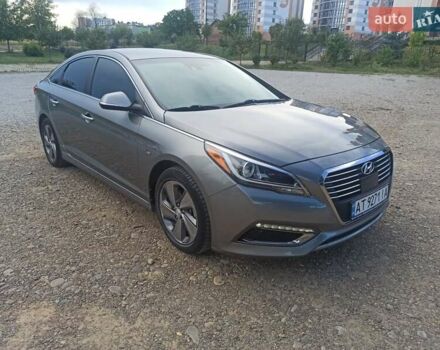 Сірий Хендай Соната, об'ємом двигуна 2 л та пробігом 116 тис. км за 14300 $, фото 8 на Automoto.ua