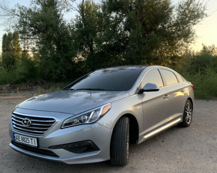 Серый Хендай Соната, объемом двигателя 2 л и пробегом 154 тыс. км за 11200 $, фото 2 на Automoto.ua
