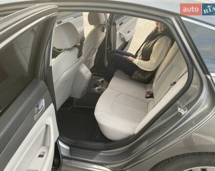 Хендай Соната 2017 в Львове на Automoto.ua Серый Хендай Соната, объемом двигателя 2.4 л и пробегом 130 тыс. км за 11600 $, фото 6 на Automoto.ua
