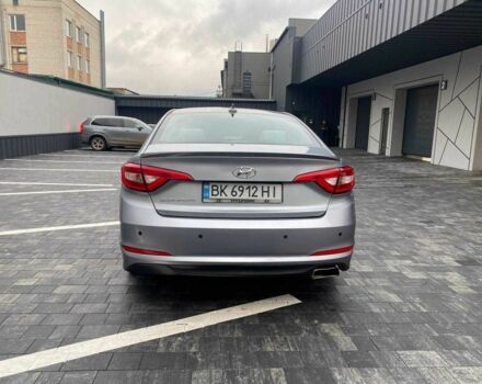 Серый Хендай Соната, объемом двигателя 2.4 л и пробегом 177 тыс. км за 10950 $, фото 6 на Automoto.ua