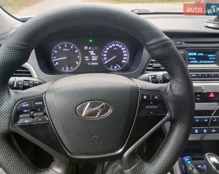 Серый Хендай Соната, объемом двигателя 2 л и пробегом 374 тыс. км за 9300 $, фото 9 на Automoto.ua