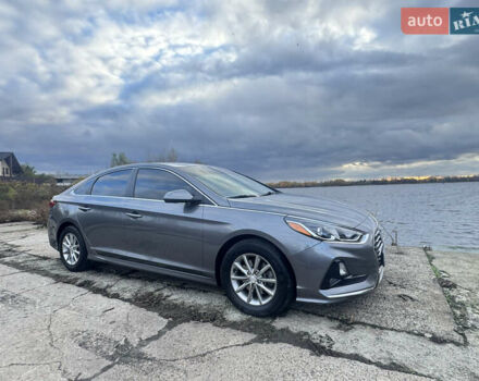 Серый Хендай Соната, объемом двигателя 2.36 л и пробегом 122 тыс. км за 11300 $, фото 10 на Automoto.ua