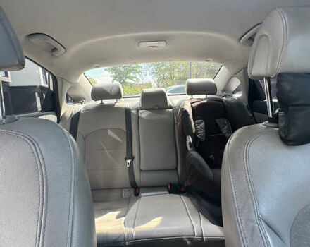 Серый Хендай Соната, объемом двигателя 2.36 л и пробегом 280 тыс. км за 10500 $, фото 19 на Automoto.ua