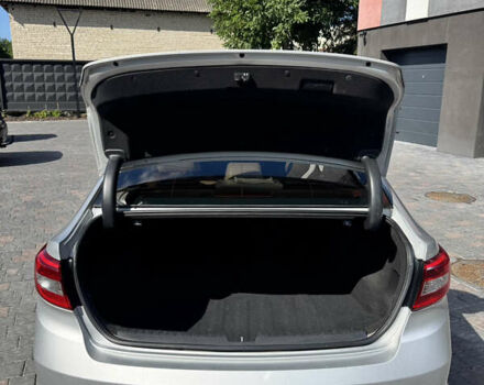 Серый Хендай Соната, объемом двигателя 2.36 л и пробегом 280 тыс. км за 10500 $, фото 21 на Automoto.ua