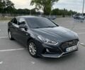 Серый Хендай Соната, объемом двигателя 2 л и пробегом 195 тыс. км за 12200 $, фото 1 на Automoto.ua