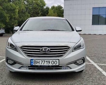 Серый Хендай Соната, объемом двигателя 2 л и пробегом 349 тыс. км за 12300 $, фото 2 на Automoto.ua