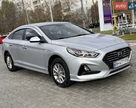 Серый Хендай Соната, объемом двигателя 2 л и пробегом 165 тыс. км за 12900 $, фото 16 на Automoto.ua